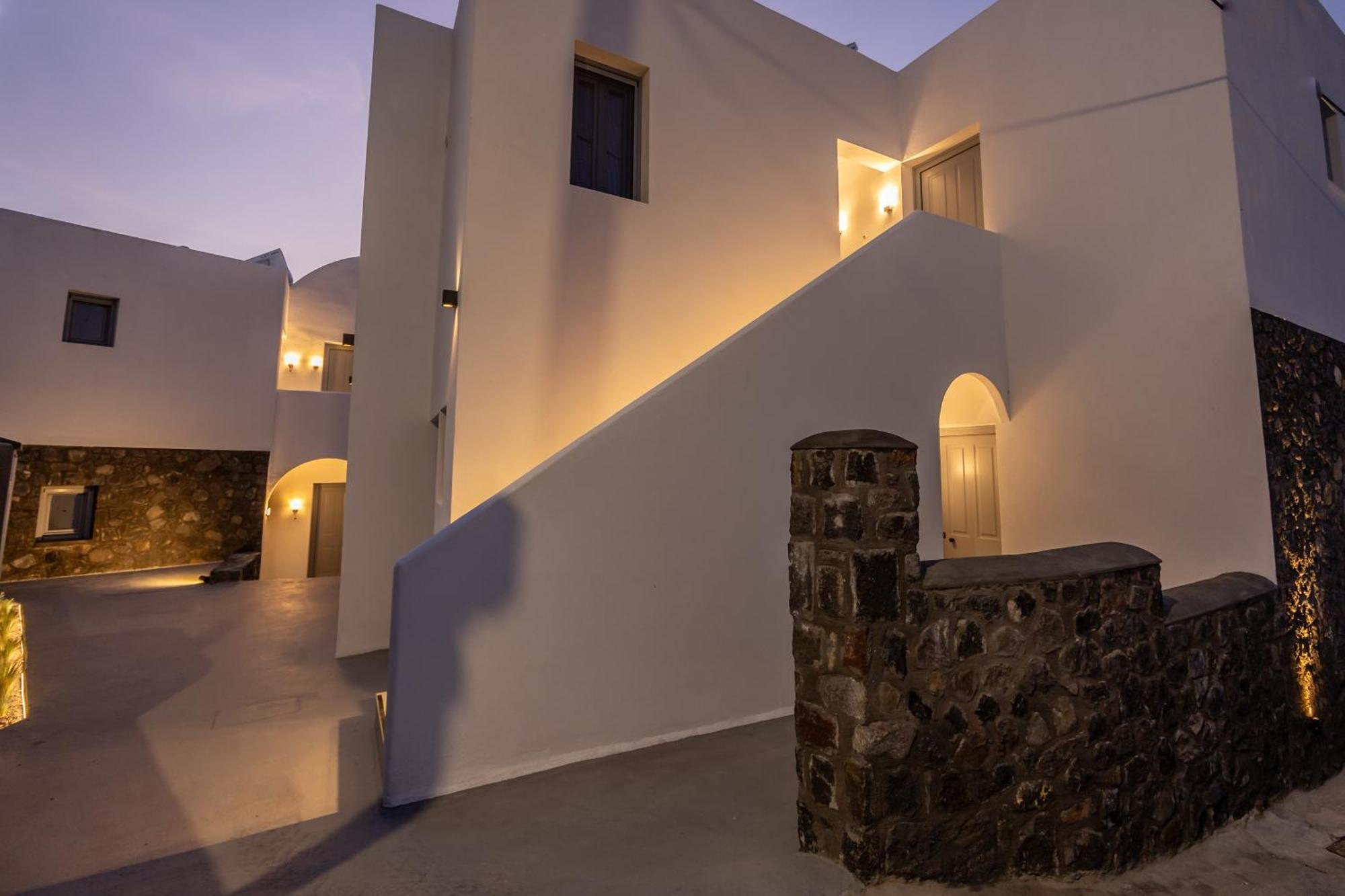 Nastram Suites Oia Ngoại thất bức ảnh