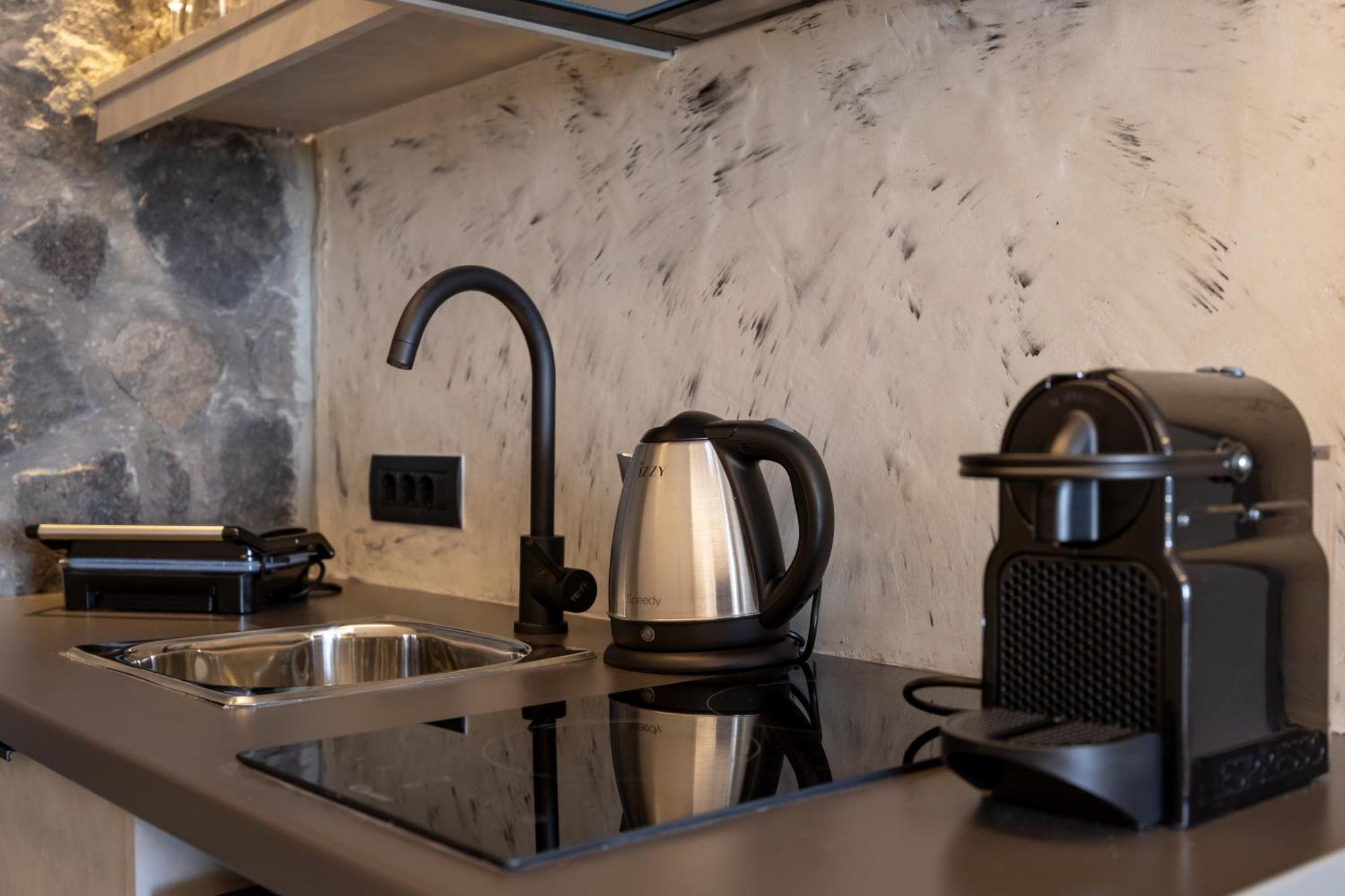 Nastram Suites Oia Ngoại thất bức ảnh
