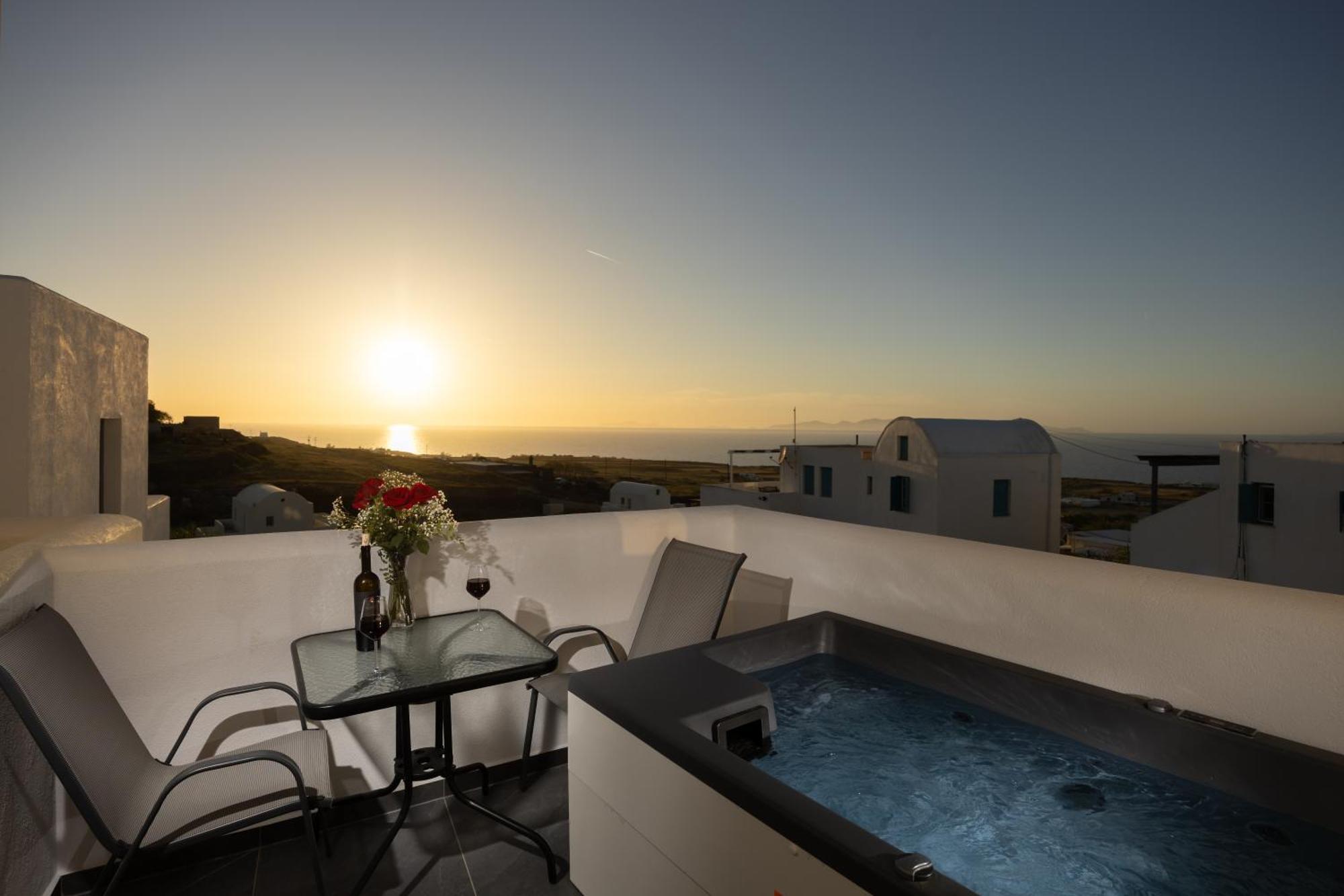 Nastram Suites Oia Ngoại thất bức ảnh