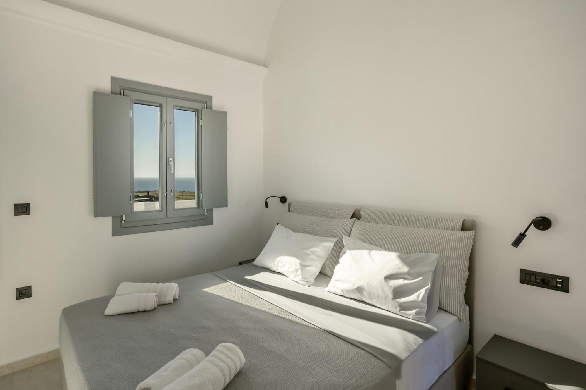 Nastram Suites Oia Ngoại thất bức ảnh