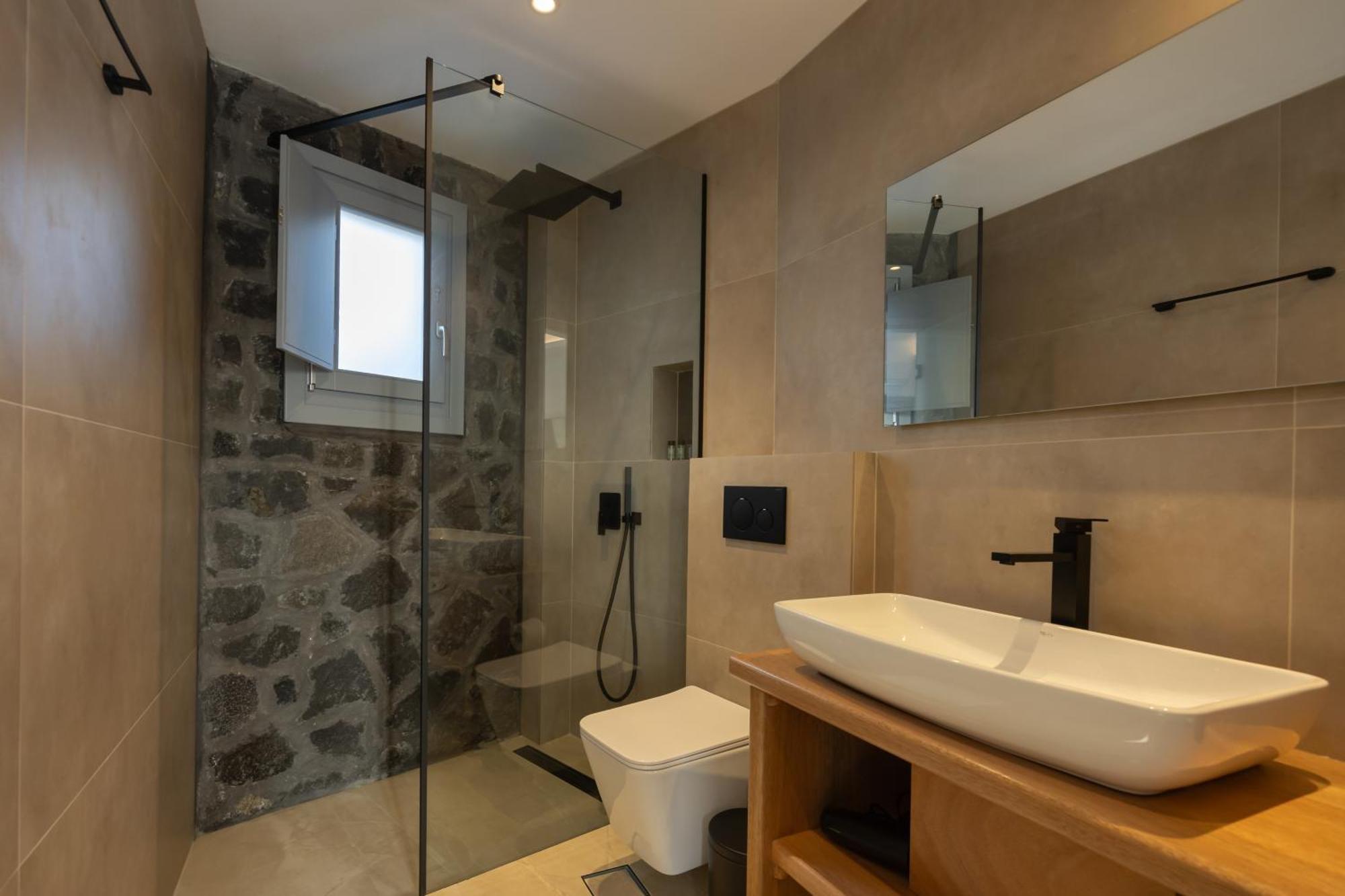 Nastram Suites Oia Ngoại thất bức ảnh